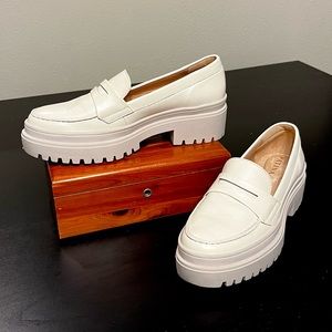 PLG/Patina Women’s Zoe Chunky Loafer | Bone, Size 7